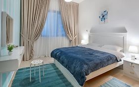 Best Apartment 2 Bedroom Beach Front